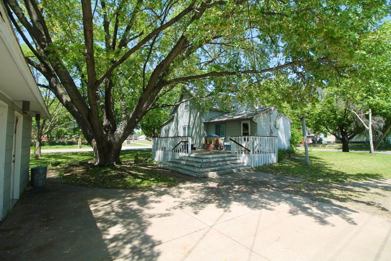 201 Pacific Ave W, Atwater, MN 56209