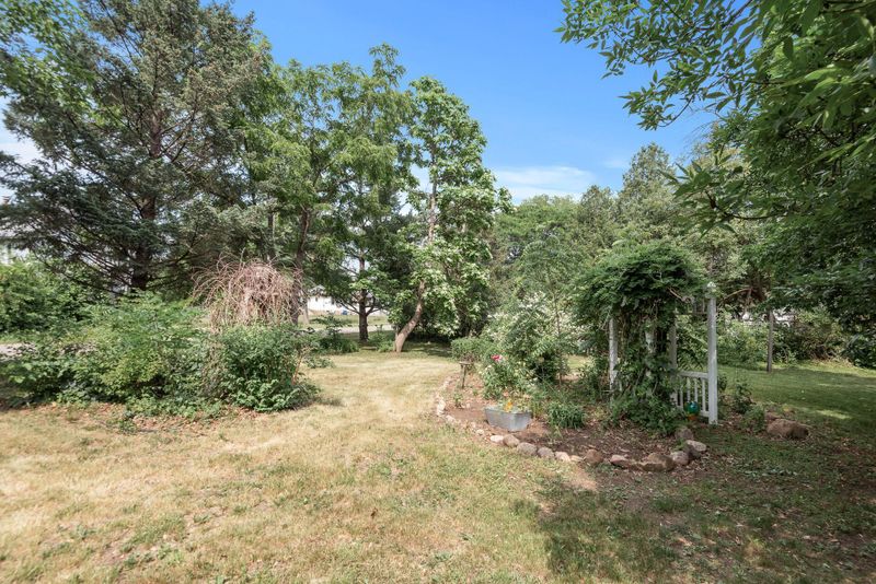 406 6th St, Newport, MN 55055