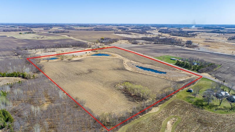 146XX Dodd Rd Ave, Kilkenny, MN 56052
