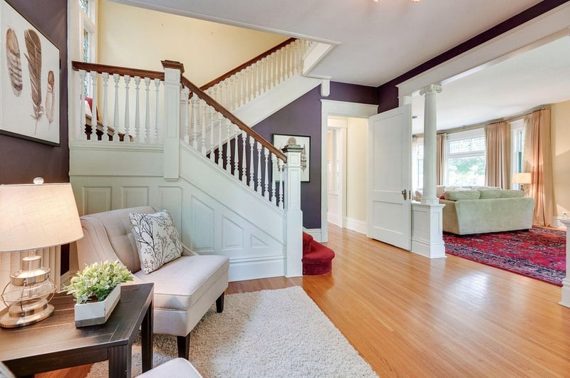 1156 Laurel Ave, Saint Paul, MN 55104
