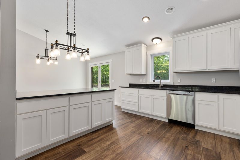 2935 Laura Rose Cir, Pine River, MN 56474