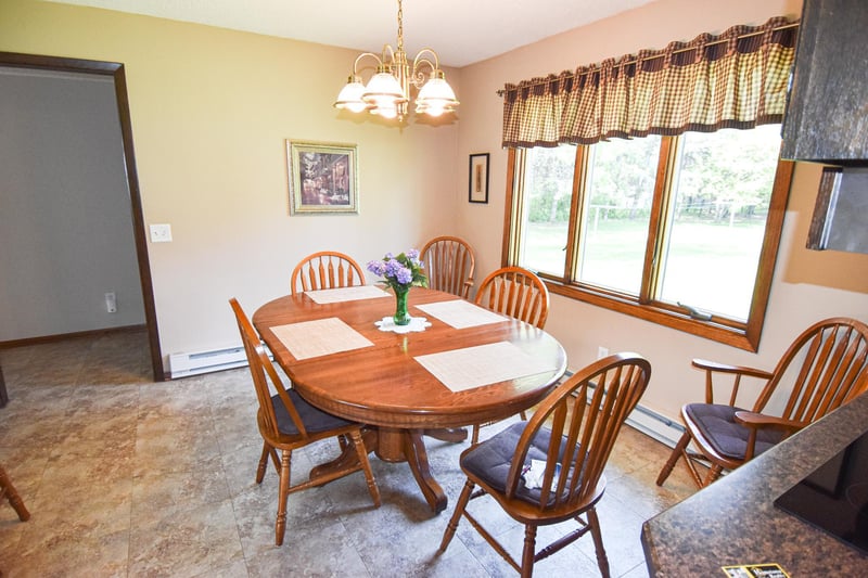 31856 State Highway 1 NW, Warren, MN 56762