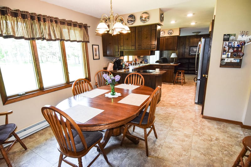 31856 State Highway 1 NW, Warren, MN 56762