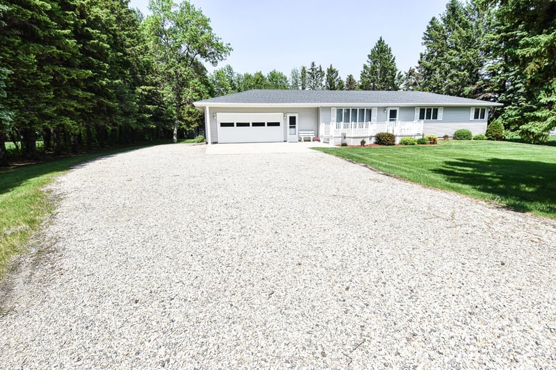31856 State Highway 1 NW, Warren, MN 56762