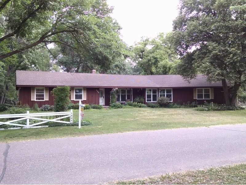 16650 Upper 5th St N, Lakeland, MN 55043