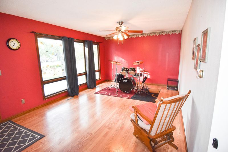 308 Cleveland Ave W, Karlstad, MN 56732