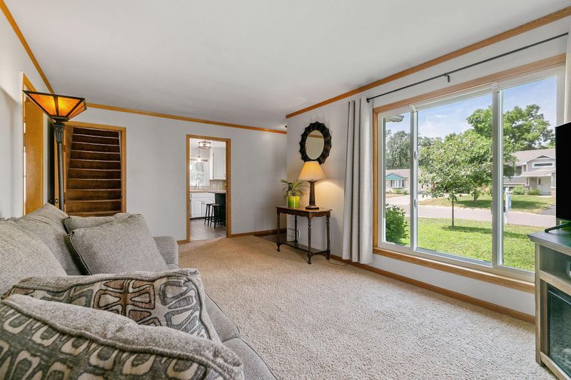 5254 Edgewood Ave N, Crystal, MN 55428