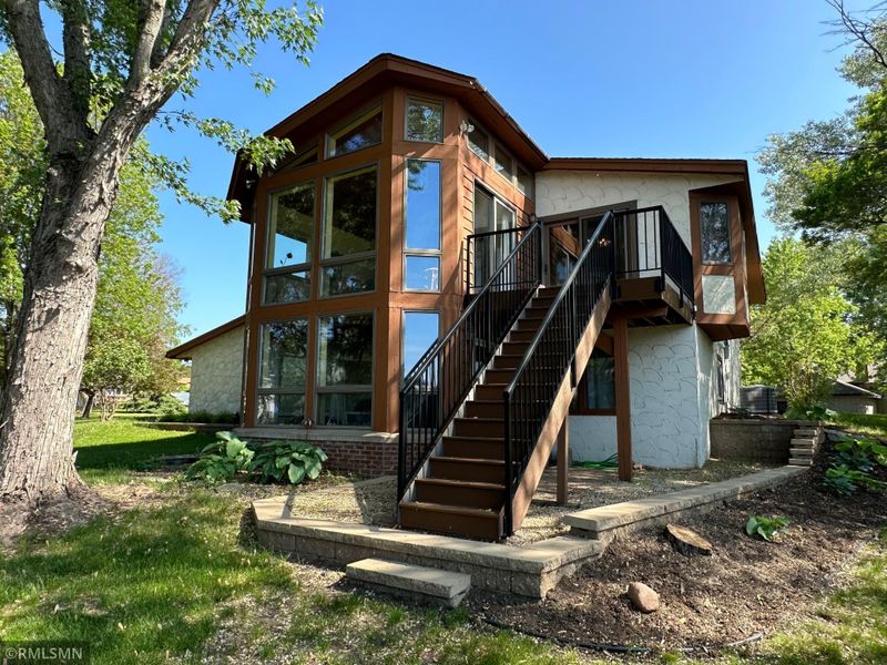 14403 Guthrie Way, Apple Valley, MN 55124