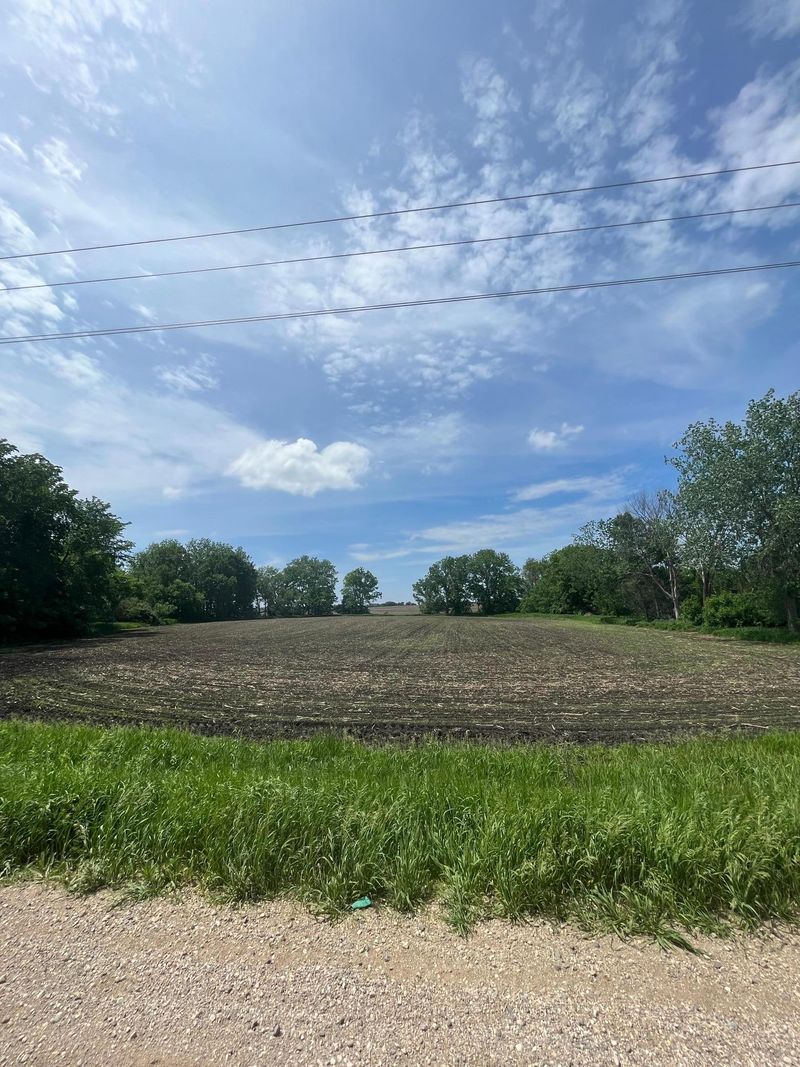-, Howard Lake, MN 55349
