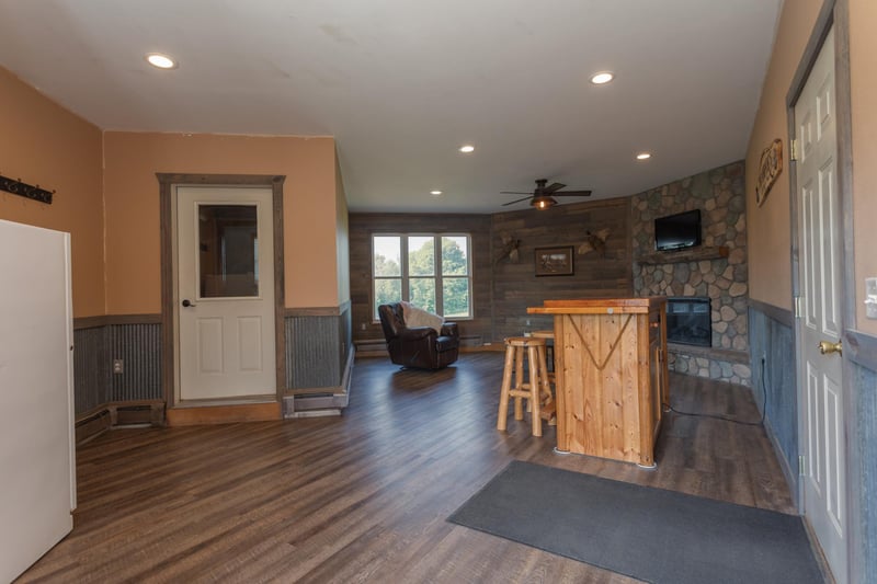 6044 Alyssa Ln, Nelson, MN 56355