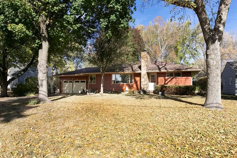 4890 Main St E, Maple Plain, MN 55359