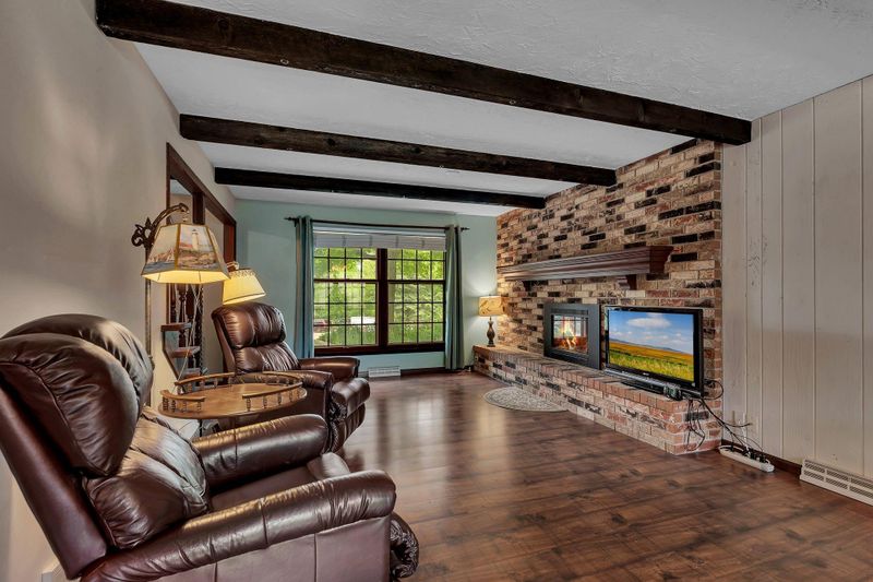 9715 Tamiami Trl, Corcoran, MN 55340