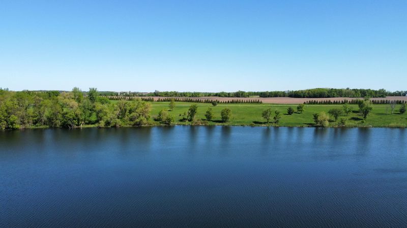 7 343rd St, Watkins, MN 55389