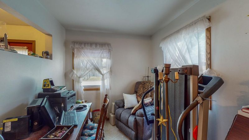219 E Frederick St, Le Roy, MN 55951