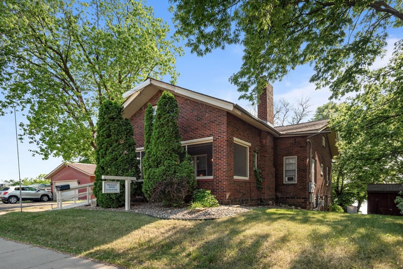 319 Lake St N, Prescott, WI 54021