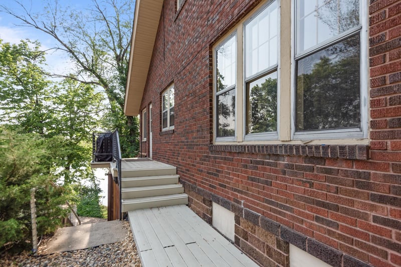 319 Lake St N, Prescott, WI 54021