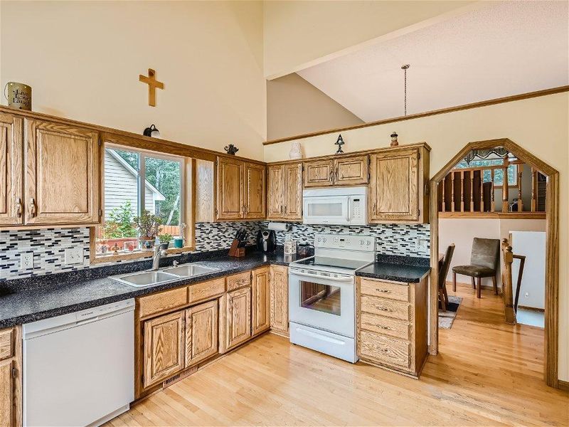 14314 Raven St NW, Andover, MN 55304