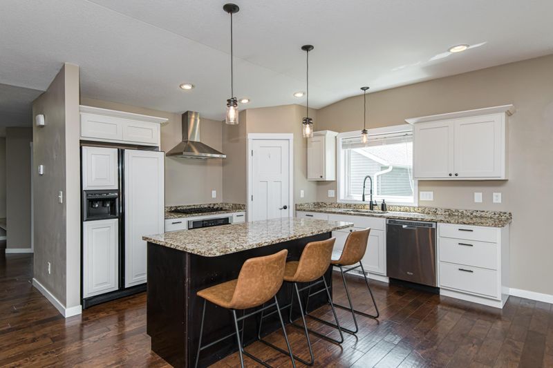 4669 Alan Ln NW, Rochester, MN 55901