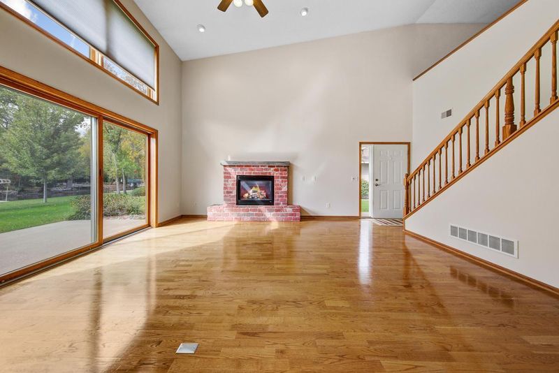 523 W Riverview Dr, Waterville, MN 56096