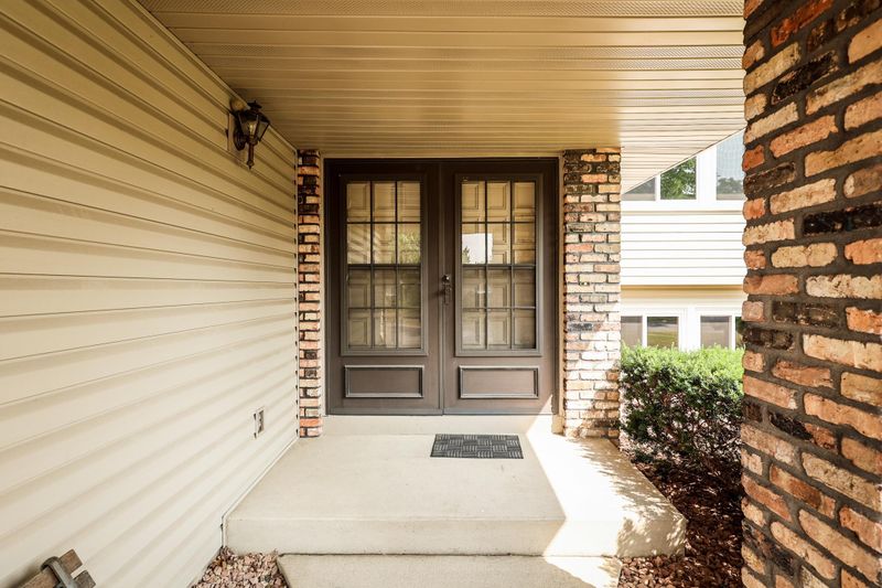 8381 Jersey Ave N, Brooklyn Park, MN 55445