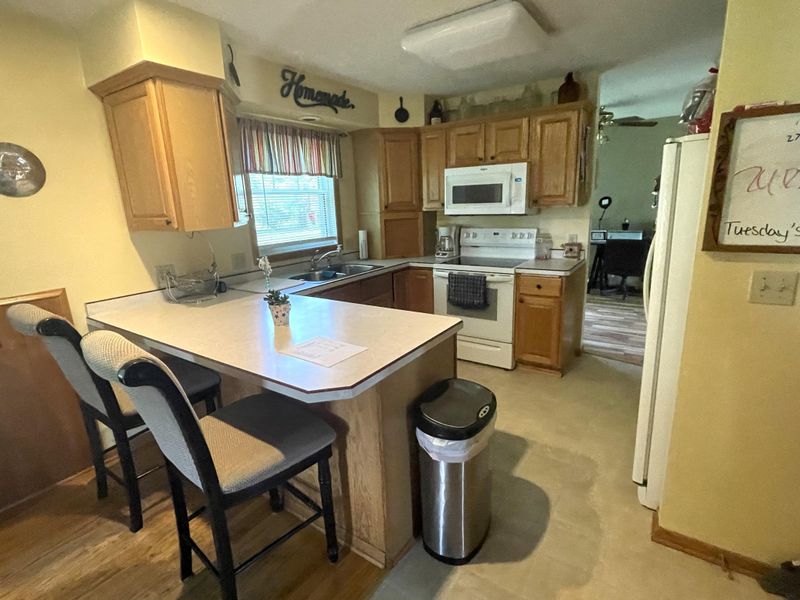3103 6th St NE, Austin, MN 55912