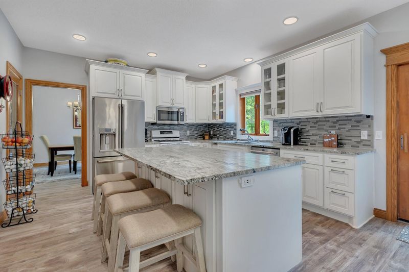 1416 Eagles Nest Ct, Sartell, MN 56377