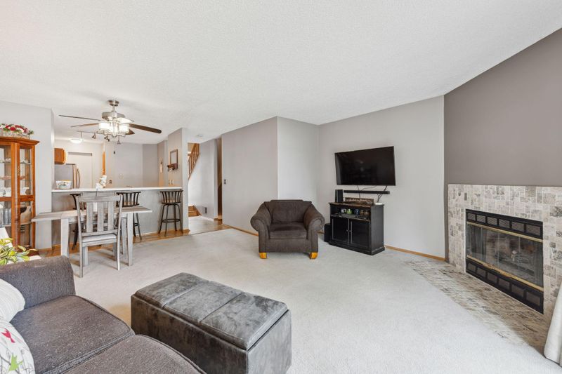 3050 Shields Dr #104, Eagan, MN 55121