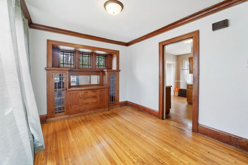422 Michigan St, Saint Paul, MN 55102