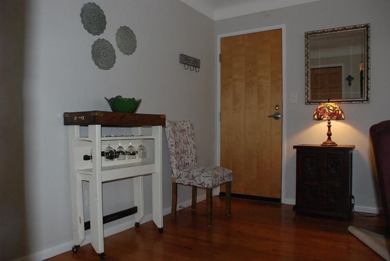 656 Ashland Ave #8, Saint Paul, MN 55104