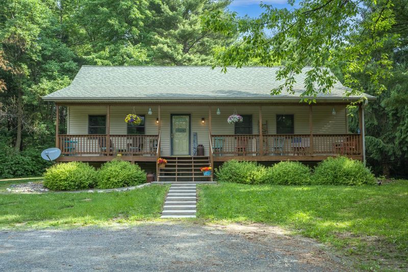 199 1st Ave E, Clear Lake, WI 54005