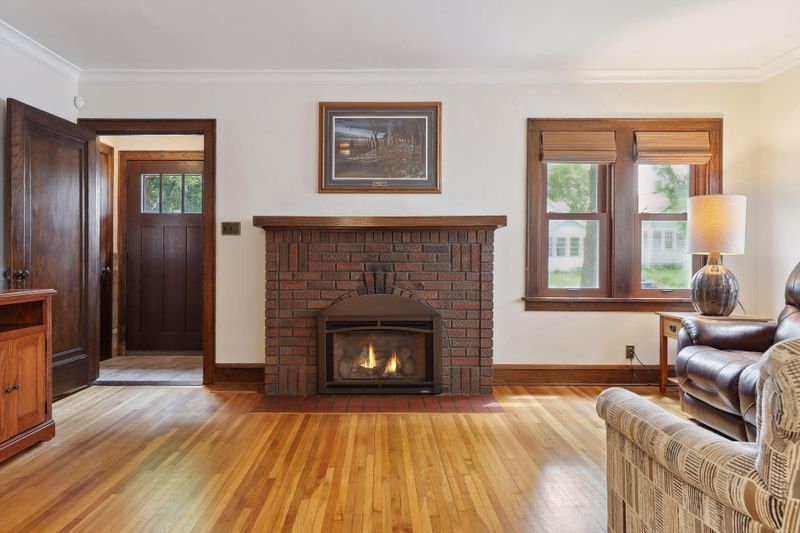 3811 Sheridan Ave N, Minneapolis, MN 55412