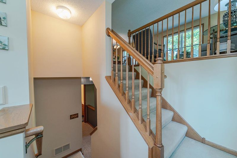 15771 Flan Ct, Apple Valley, MN 55124