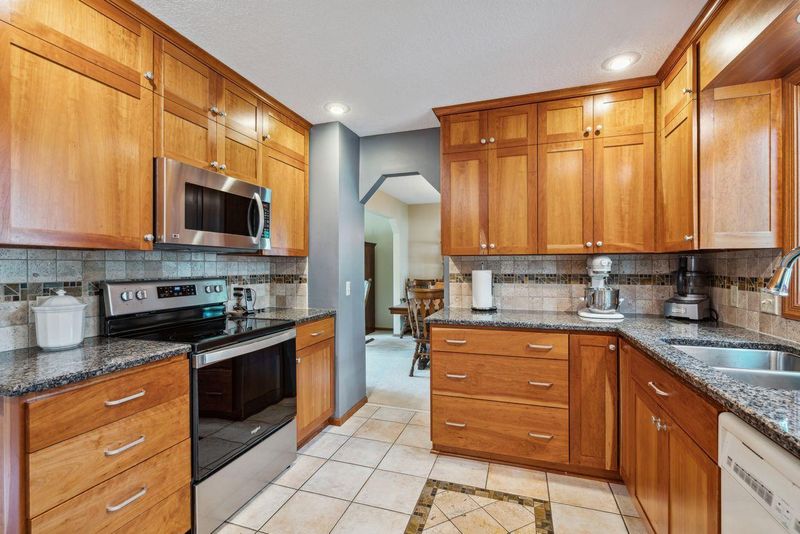 1043 94th Ln NW, Coon Rapids, MN 55433