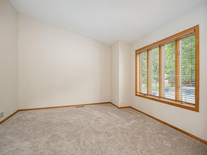 6263 Magnolia Ln N, Maple Grove, MN 55369
