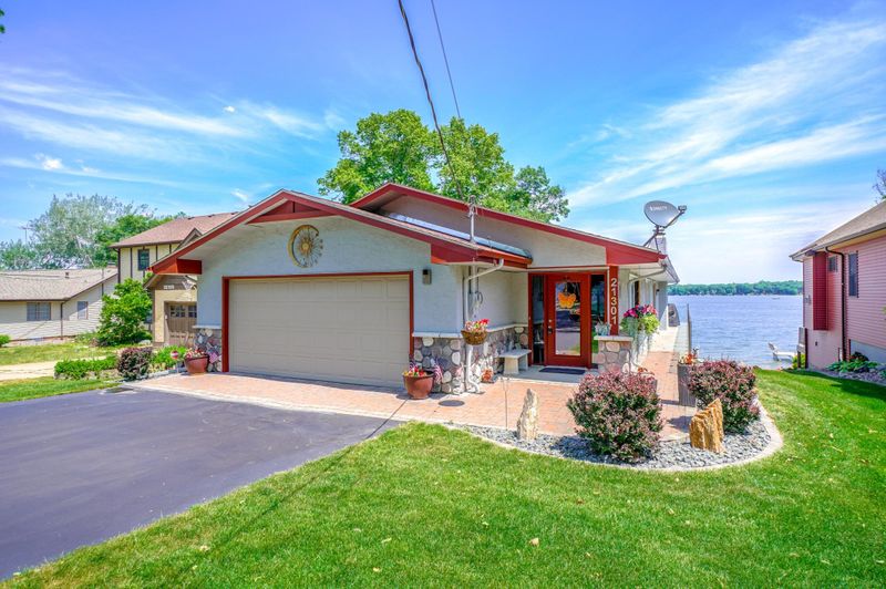 21301 Iverson Ave N, Forest Lake, MN 55025