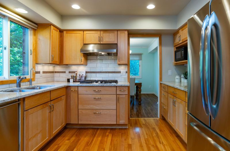 4701 Spring Cir, Minnetonka, MN 55345