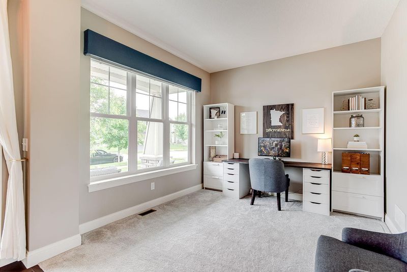 4073 San Vitero Cir, Chaska, MN 55318