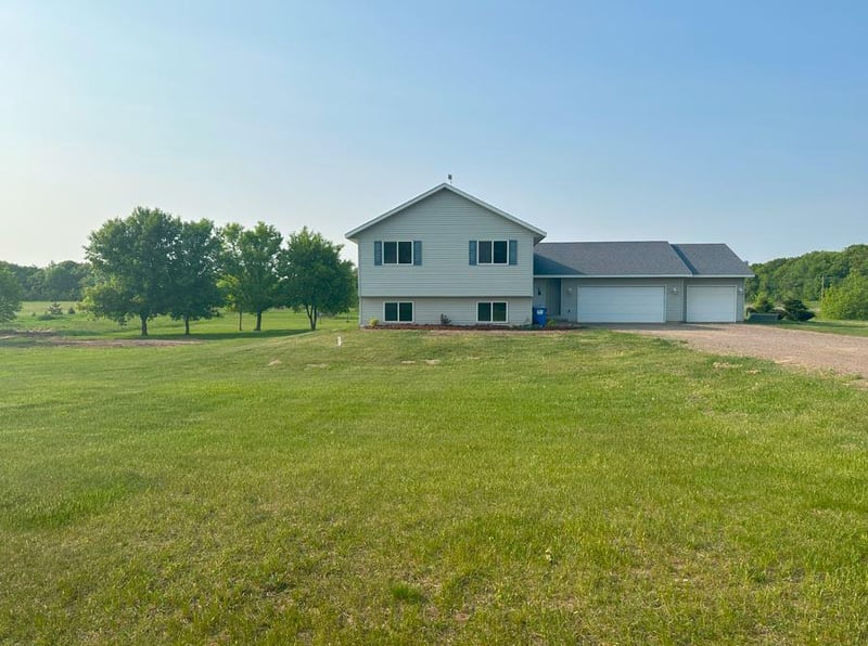 4845 377th Ln NW, Dalbo, MN 55017