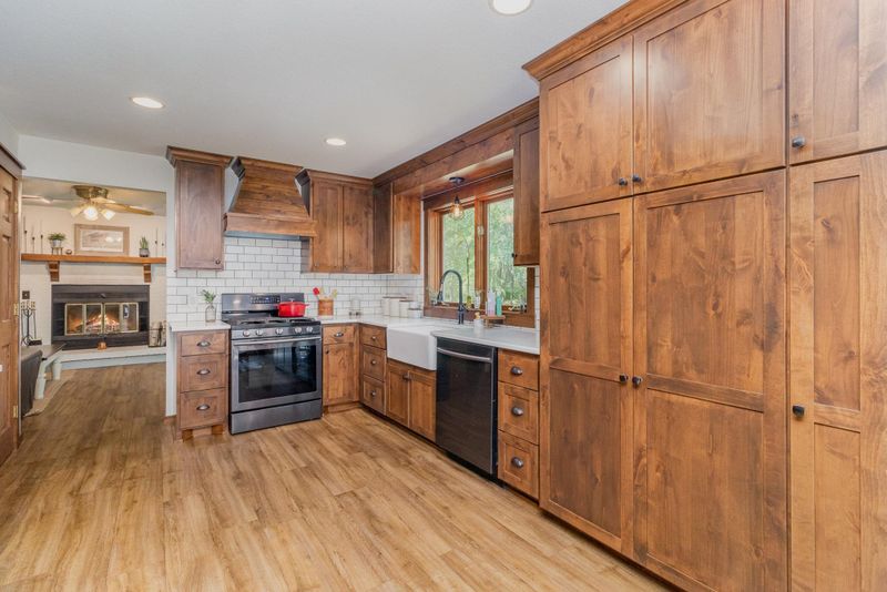 3095 170th Ln NW, Andover, MN 55304
