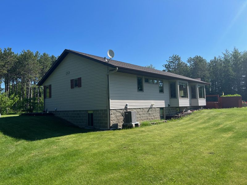 212 Lindgren Rd NW, Bemidji, MN 56601