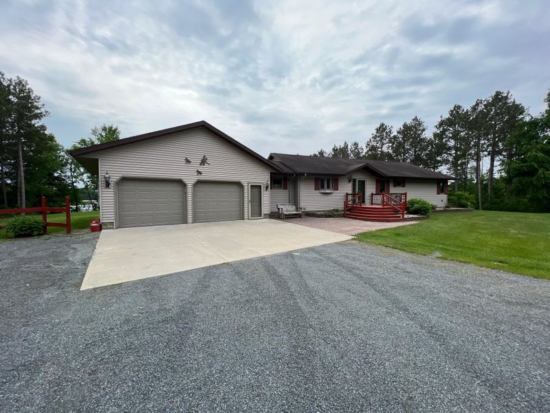212 Lindgren Rd NW, Bemidji, MN 56601