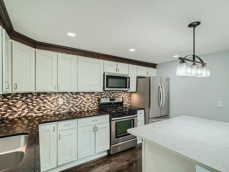 295 Tonka Ave, Long Lake, MN 55356