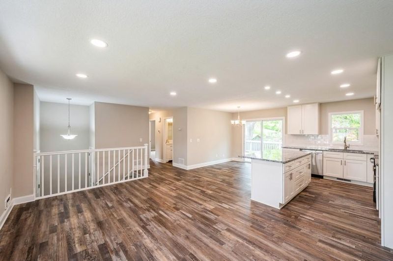 6404 115 1/2 Ave N, Champlin, MN 55316
