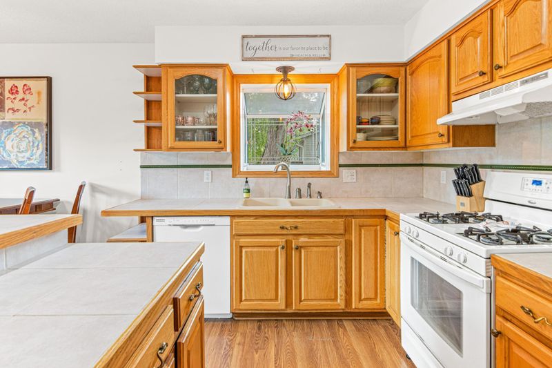 9585 98th Pl N, Maple Grove, MN 55369