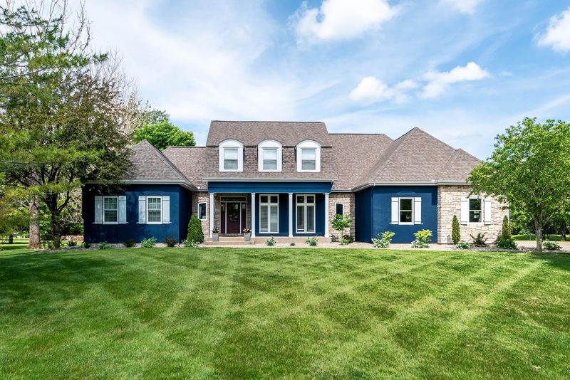 119 Red Oak Ln, Mankato, MN 56001