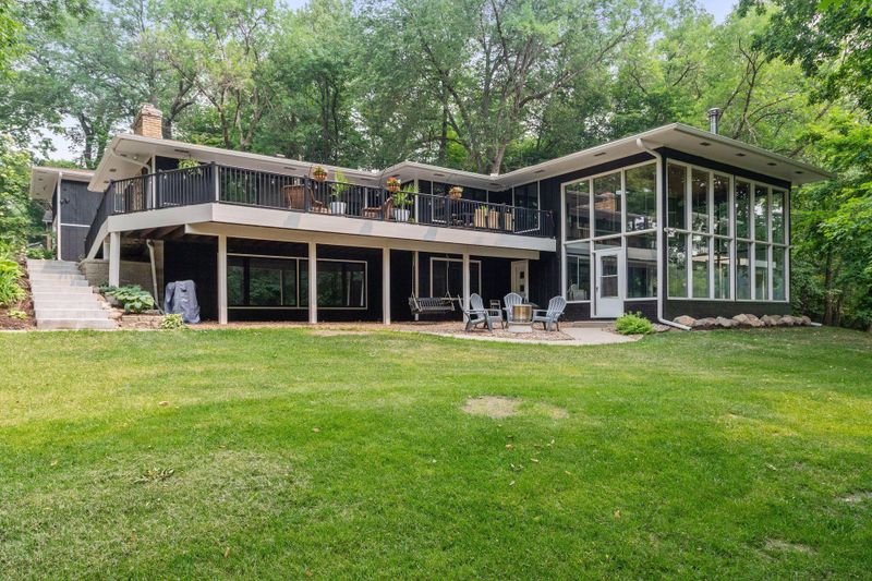 18135 13th Ave N, Plymouth, MN 55447
