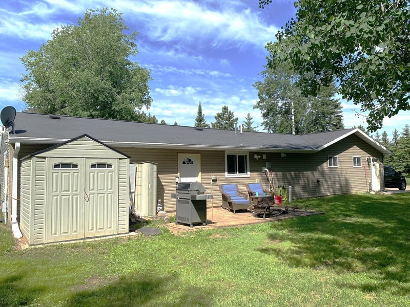 224 Leeds Rd, Hoyt Lakes, MN 55750