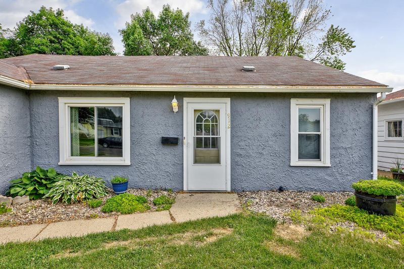 912 Victoria St, Fairmont, MN 56031