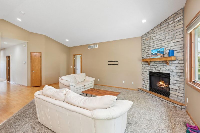 1008 Harvest Way, Lake City, MN 55041