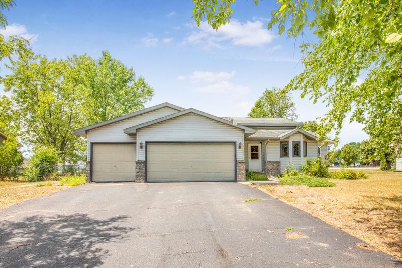 3220 Lake View Ln, Big Lake, MN 55309